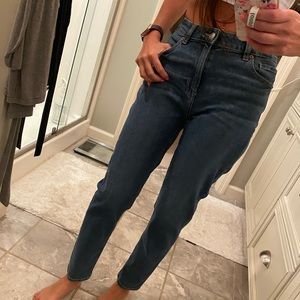 AE Mom Jean size 0